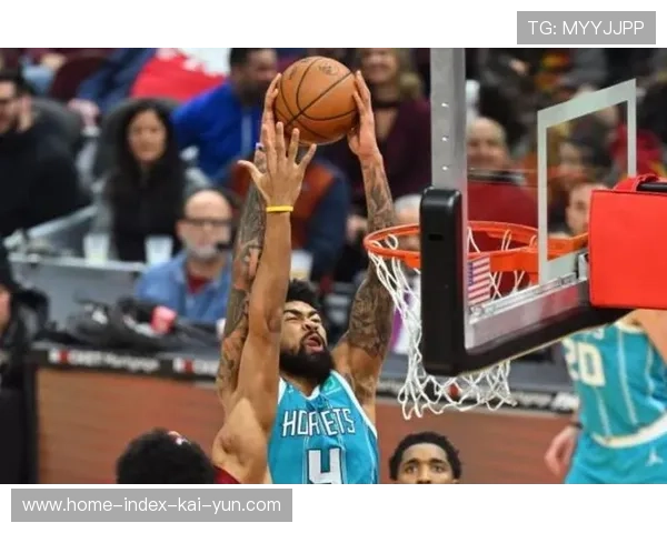 克利福德应对黄蜂进攻体系重构 弗拉格伤缺影响战术支点作用